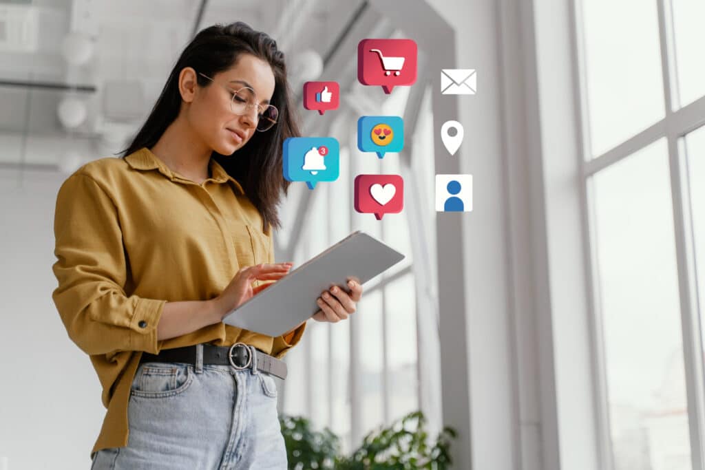 Graduate Academia, centro de cursos de Marketing Digital y ventas digitales, ofrecemos cursos prácticos en modalidad online y presencial, con certificaciones reguladas por el ministerio de trabajo y ministerio de educación, estamos ubicados en Ecuador con matriz en la ciudad de Santo Domingo de los Tsáchilas y cursos presenciales en Quito, Guayaquil y Cuenca. - Curso de Marketing Digital - Curso de Meta ADS - Curso de Diseño Gráfico - Curso de Diseño de páginas web